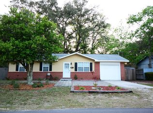 715 S 13th St, Fernandina Beach, FL 32034