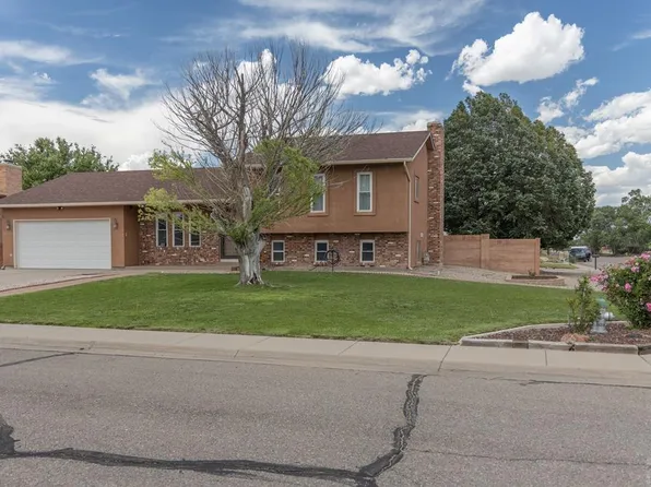 1309 Kingsroyal Blvd, Pueblo, CO 81005