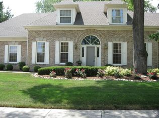 13510 Saint Mary Cir, Orland Park, IL