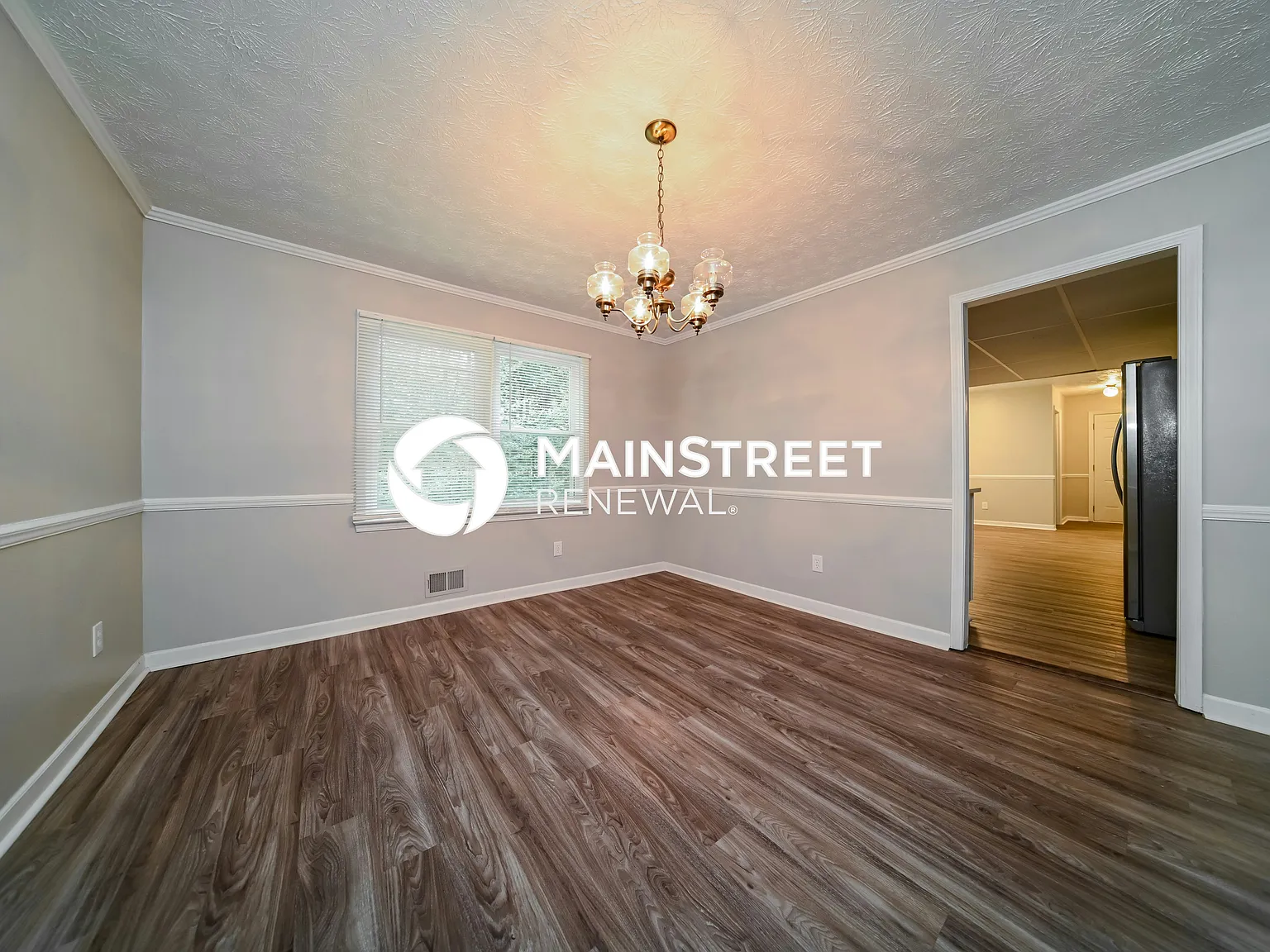 185 Derby Dr — Photo 2