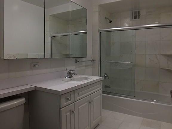 4th image of 1 Astor Pl APT 11C