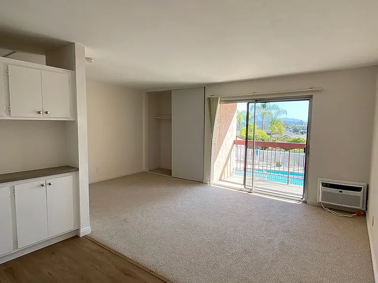 Aztec Apartments — Photo 14