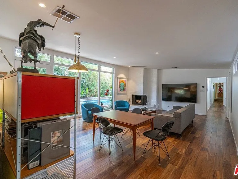 5715 Satsuma Ave — Photo 4