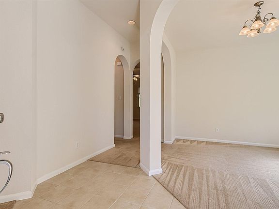 3rd image of 351 Canterbury Dr