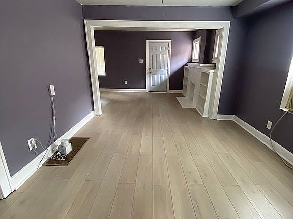 4th image of 2628 Denver Ave