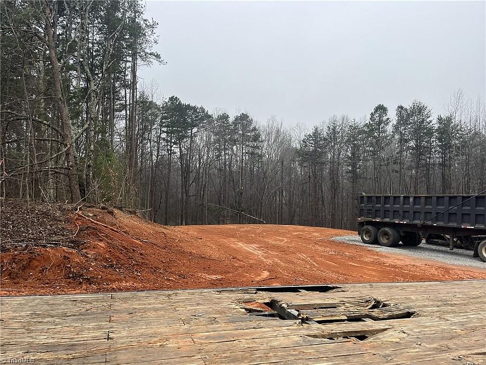 2nd image of 2026 Chris Dr #11