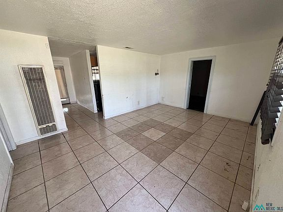 2nd image of 1307 N Gila Dr
