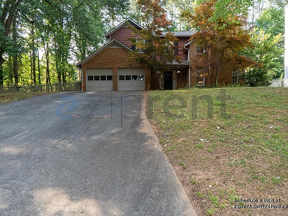 3rd image of 125 Pine Top Ct