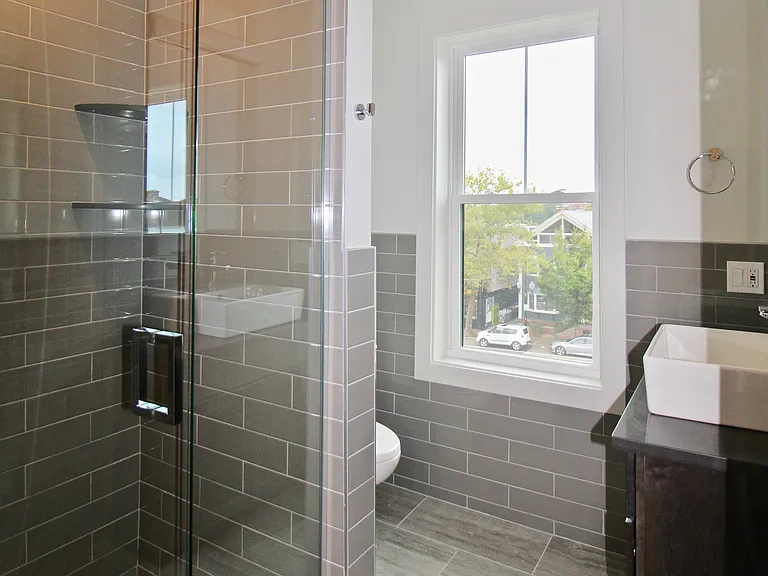 11-15 Piedmont St #2 — Photo 5