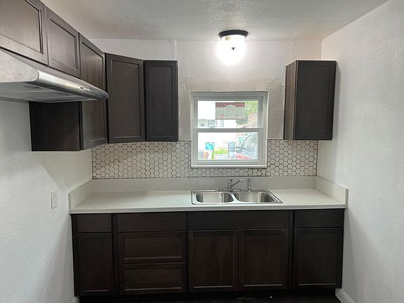 4th image of 1312 I St