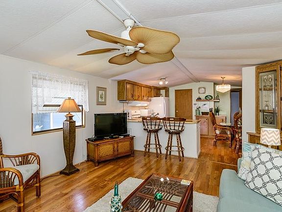 5th image of 12218 Longhorn Dr