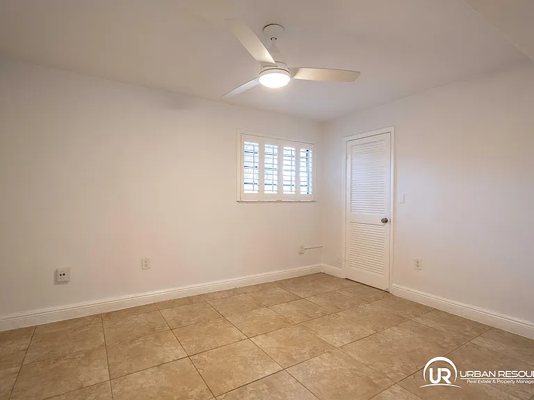 3265 Virginia St #11 — Photo 28