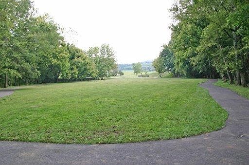 5th image of 2221 Viewcrest Ln Lot 78