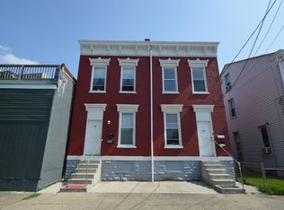 308-310 W 10th St, Newport, KY