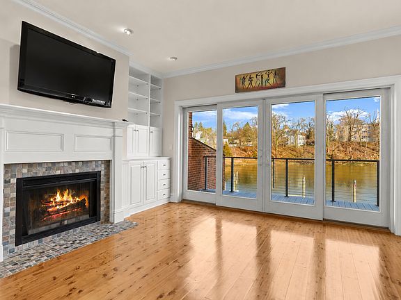 4th image of 115 River Rd APT 15