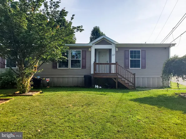 963 Rettew Mill Rd Trailer 33, Ephrata, PA 17522