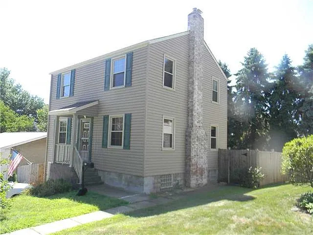 818 Pittsburgh St photo 1