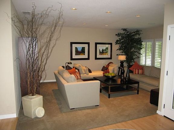 4th image of 15 Keel Ct