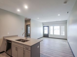 2000 Legacy Ln #102, Celina, OH 45822