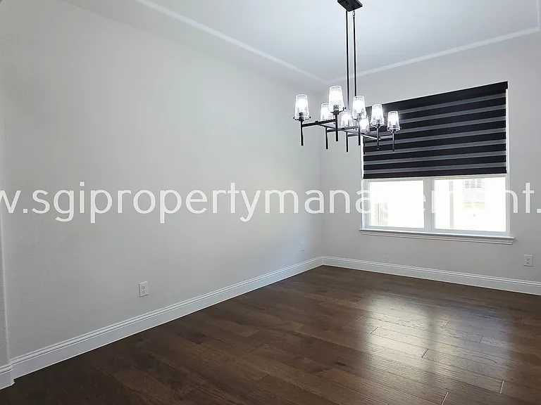 10870 Grayhead Dr — Photo 11