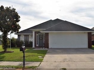 21615 Palmer Ln, Robertsdale, AL 36567