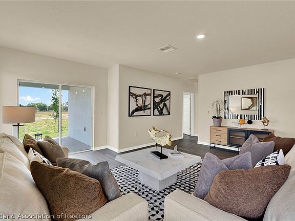 5th image of 6862 Coconut Grove Dr