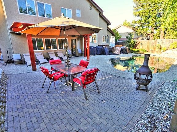 3rd image of 1431 Penhurst Way
