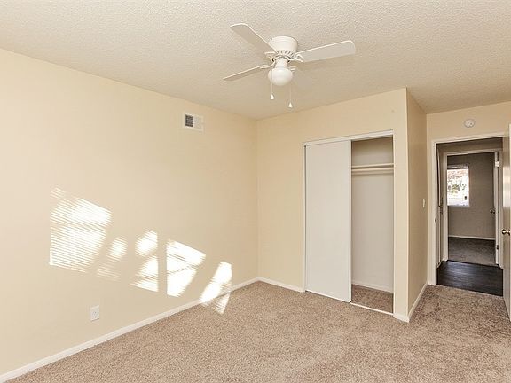 5th image of 2928 E Hilldale Ave