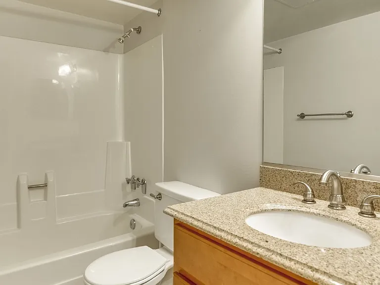 11564 Rolling Green Ct #101 — Photo 29