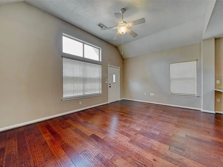 770 Hunt Rd #314 — Photo 8
