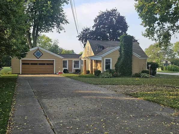 1404 Berkey Ave, Goshen, IN 46526