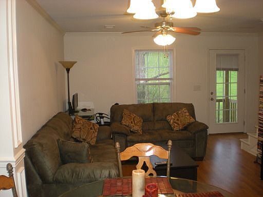 4th image of 2305 S Greenwood Dr APT 27