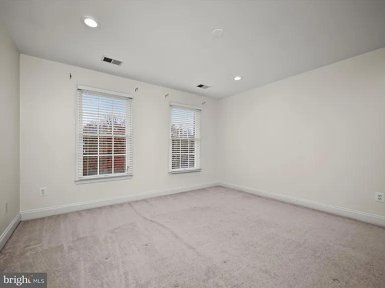 43480 Foxgrove Ct — Photo 41