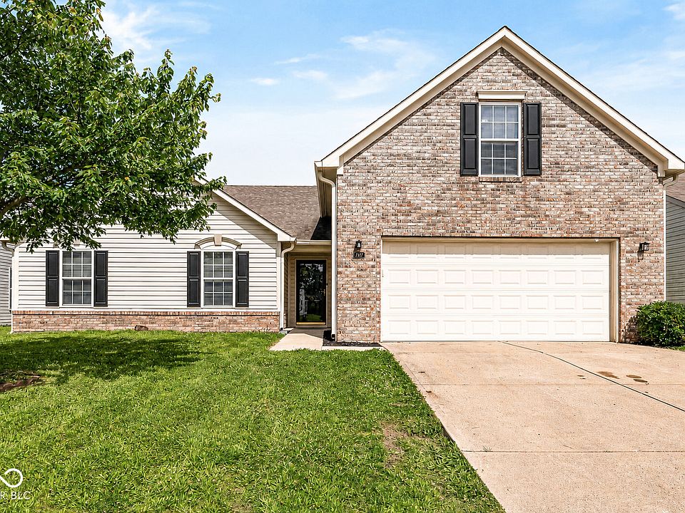 1st image of 2747 Foxbriar Pl