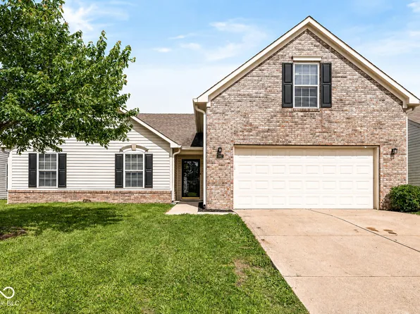 2747 Foxbriar Pl, Indianapolis, IN 46203