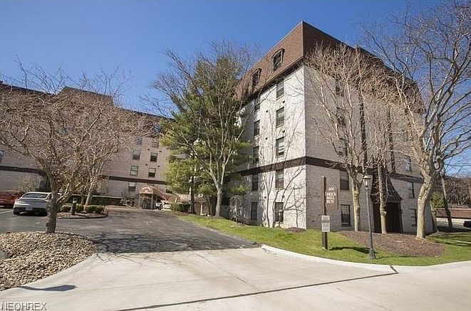 1st image of 800 Brick Mill Run APT 621