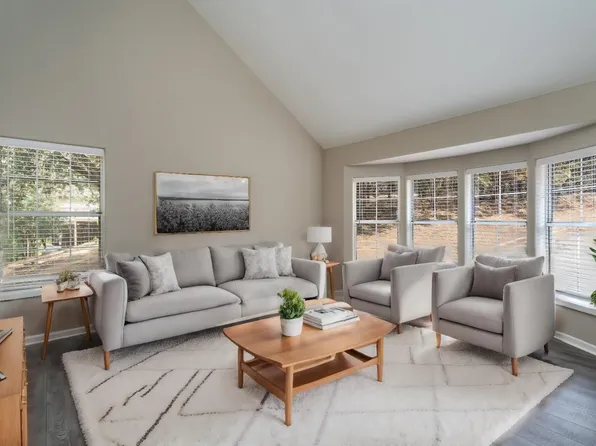 20051 Ridgecrest Way, Groveland, CA 95321