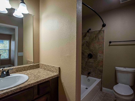 4th image of 1566 N Dawn Dr