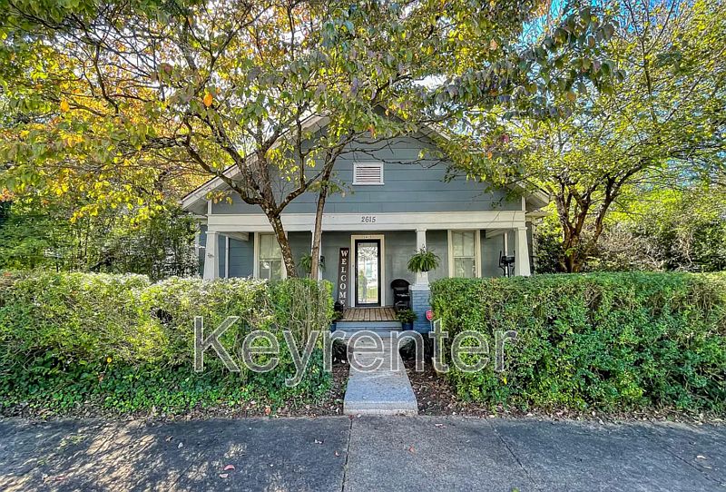 1st image of 2615 Glenview Dr