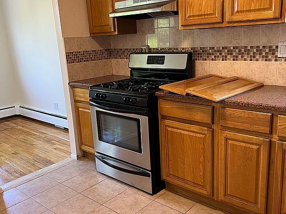 5th image of 23-37 37th St #3