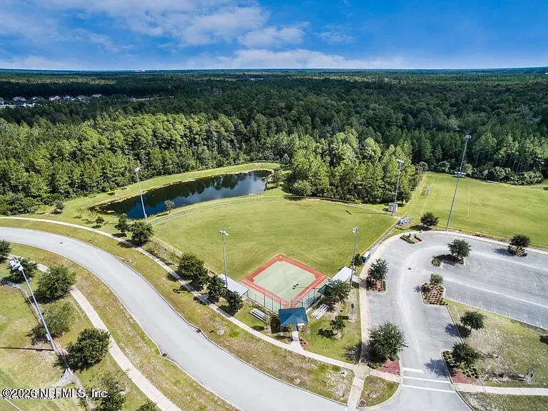 57 Scotch Pebble Dr — Photo 13