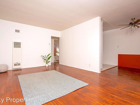 4th image of 4014 Perlita Ave