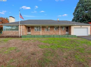 15404 SE Oatfield Rd, Milwaukie, OR 97267