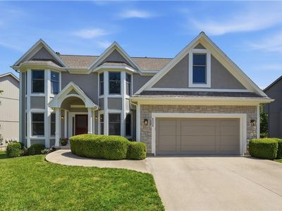 8006 W 122nd Ter, Overland Park, KS, 66213