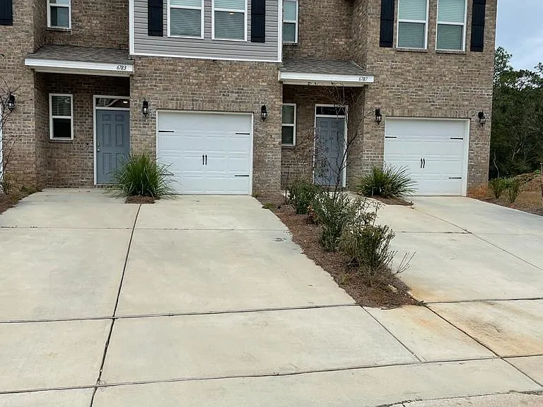 6783 Spaniel Dr — Photo 3