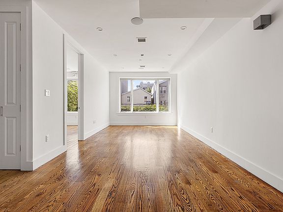 3rd image of 366 Gates Ave #2B