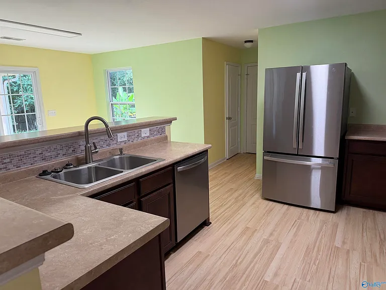 222 Ivyleaf Dr NW — Photo 5
