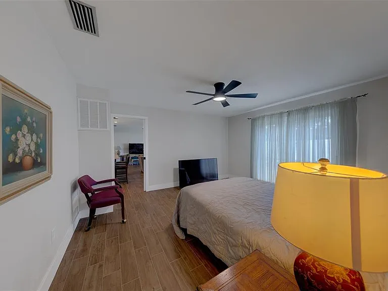 11602 Grove St — Photo 25
