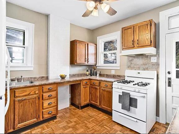 5th image of 5512 S 37th St