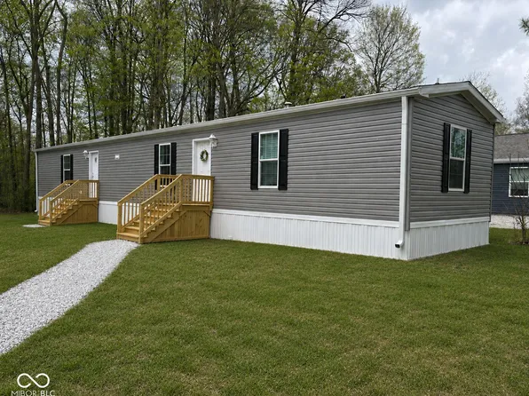 217 Lazy River Rd, Cloverdale, IN 46120